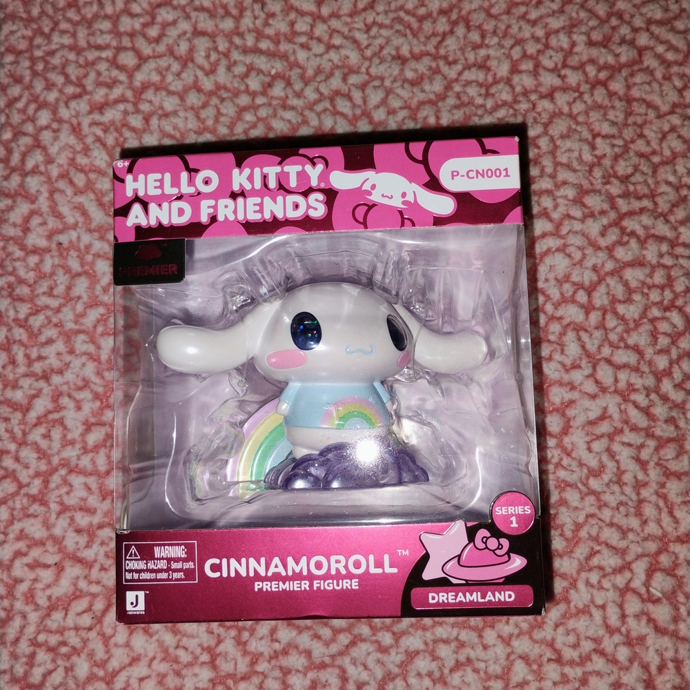 Hello Kitty Cinnamoroll Figure - White and Purple